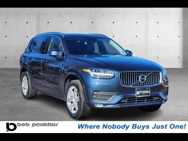 2020 Volvo XC90 Momentum