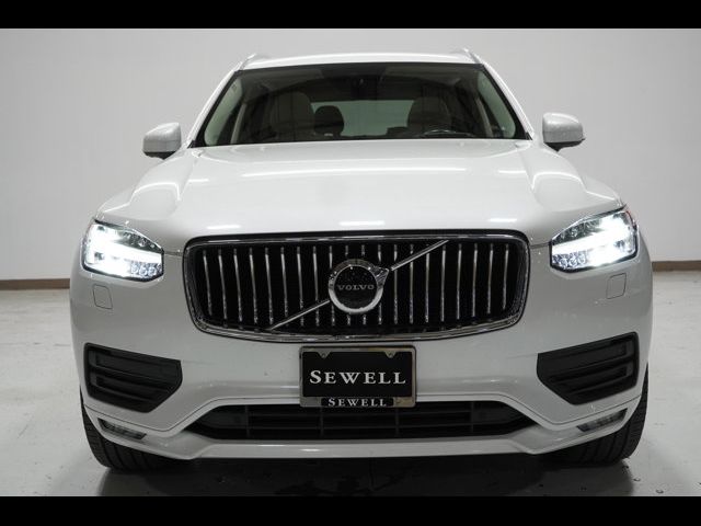 2020 Volvo XC90 Momentum