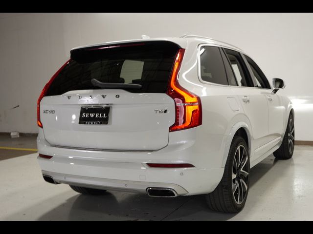 2020 Volvo XC90 Momentum