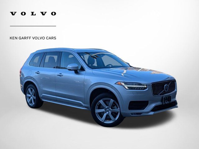 2020 Volvo XC90 Momentum