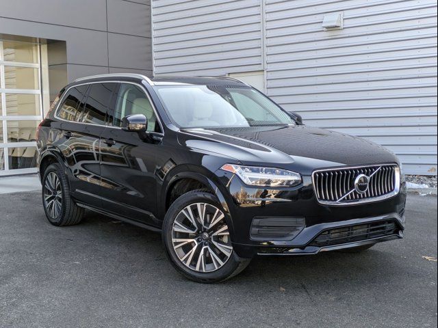 2020 Volvo XC90 Momentum