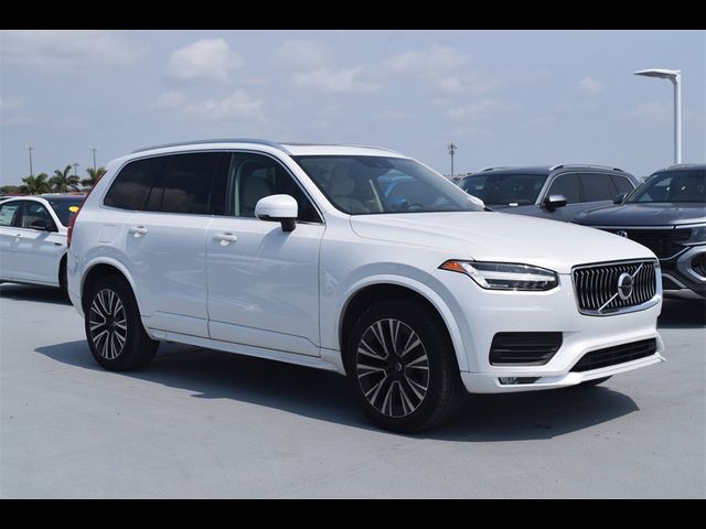 2020 Volvo XC90 Momentum