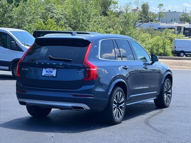 2020 Volvo XC90 Momentum