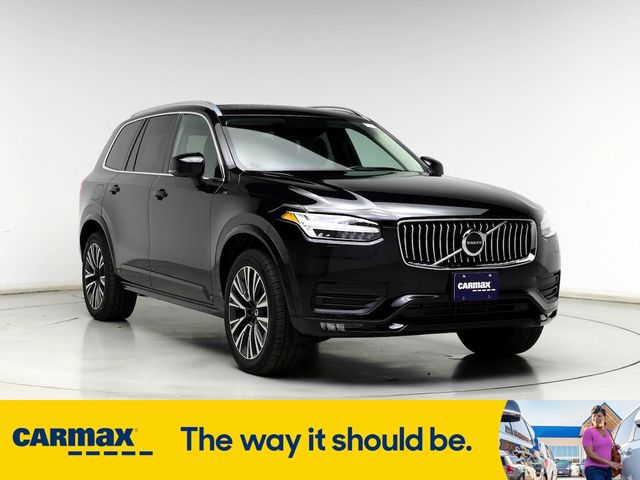 2020 Volvo XC90 Momentum