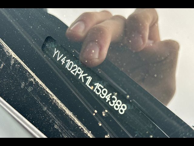 2020 Volvo XC90 Momentum