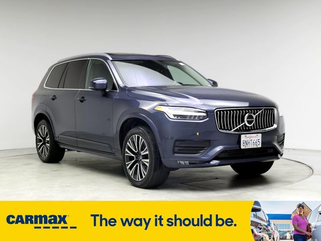 2020 Volvo XC90 Momentum