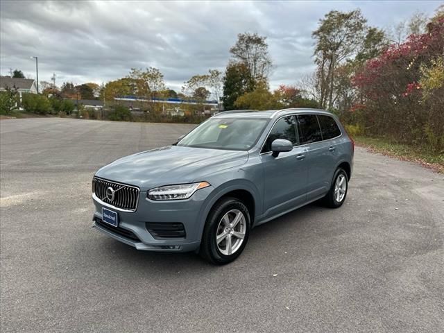 2020 Volvo XC90 Momentum