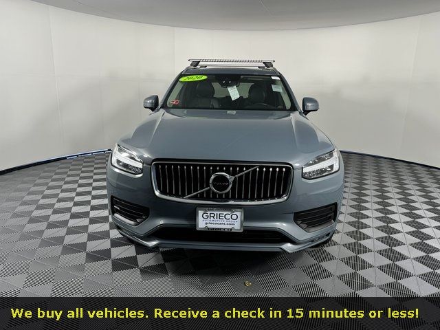 2020 Volvo XC90 Momentum