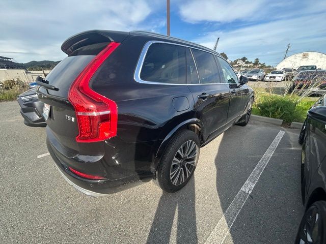2020 Volvo XC90 Momentum