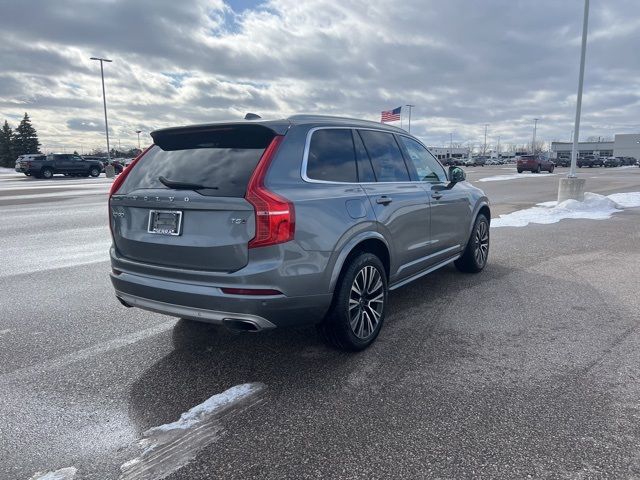 2020 Volvo XC90 Momentum