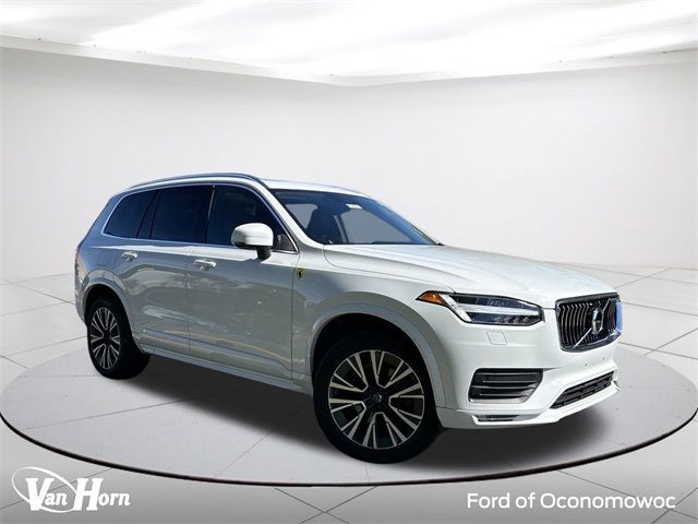 2020 Volvo XC90 Momentum