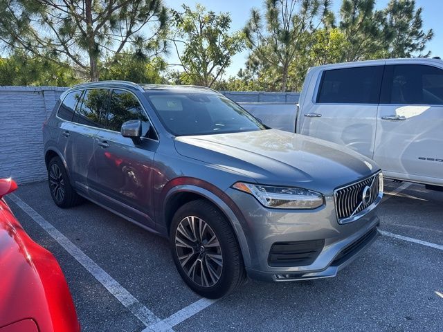 2020 Volvo XC90 Momentum