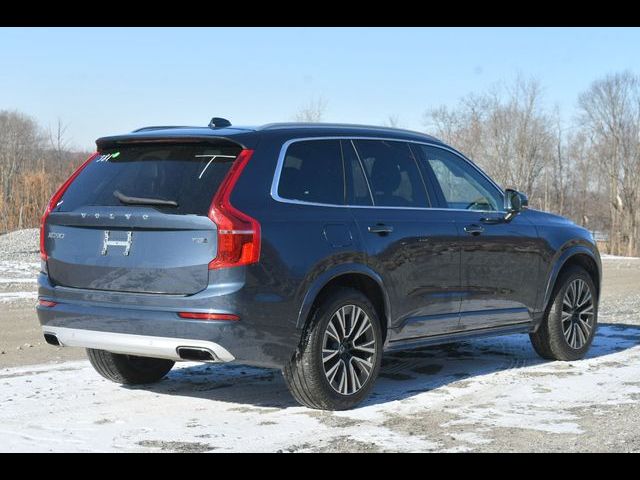 2020 Volvo XC90 Momentum