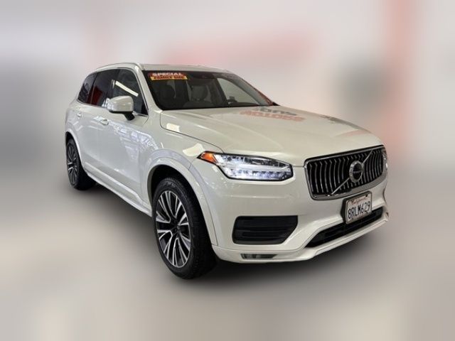 2020 Volvo XC90 Momentum