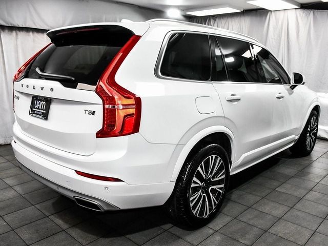 2020 Volvo XC90 Momentum