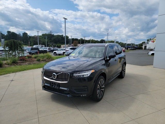 2020 Volvo XC90 Momentum