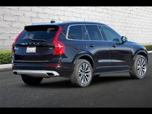 2020 Volvo XC90 Momentum