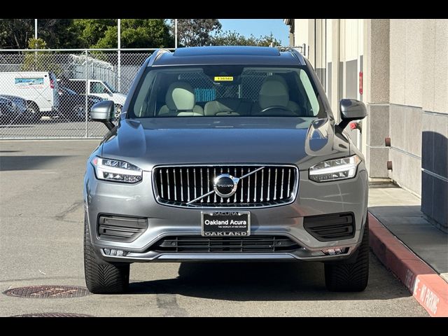 2020 Volvo XC90 Momentum