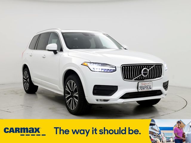 2020 Volvo XC90 Momentum