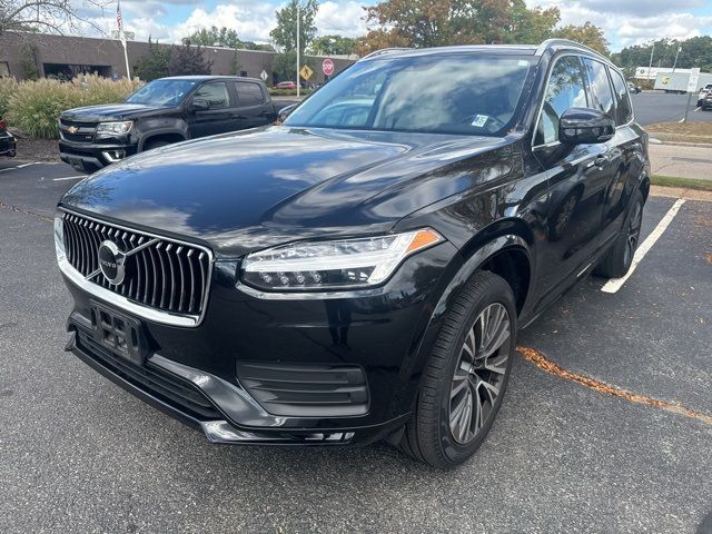 2020 Volvo XC90 Momentum