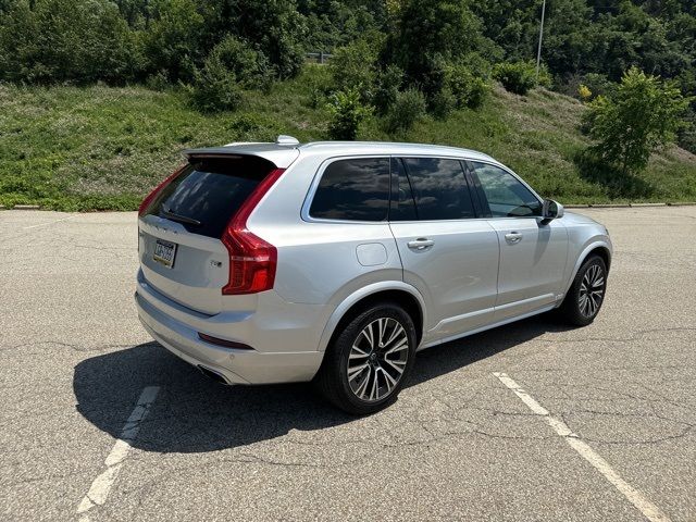 2020 Volvo XC90 Momentum