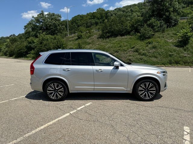 2020 Volvo XC90 Momentum