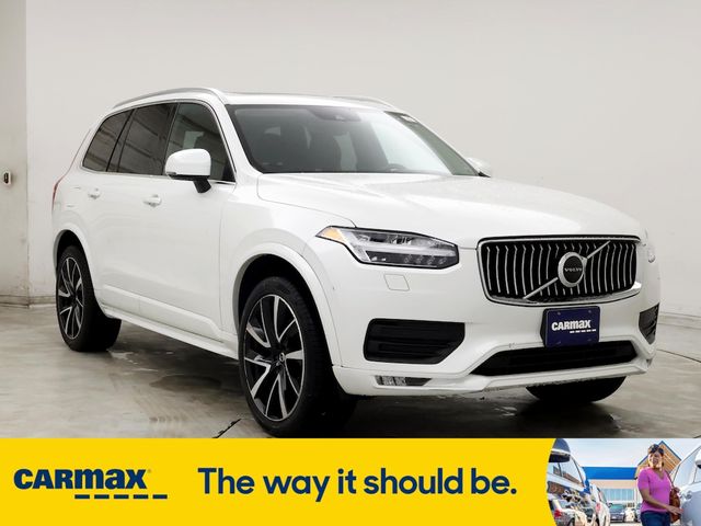 2020 Volvo XC90 Momentum