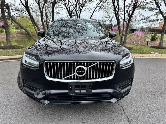 2020 Volvo XC90 Momentum