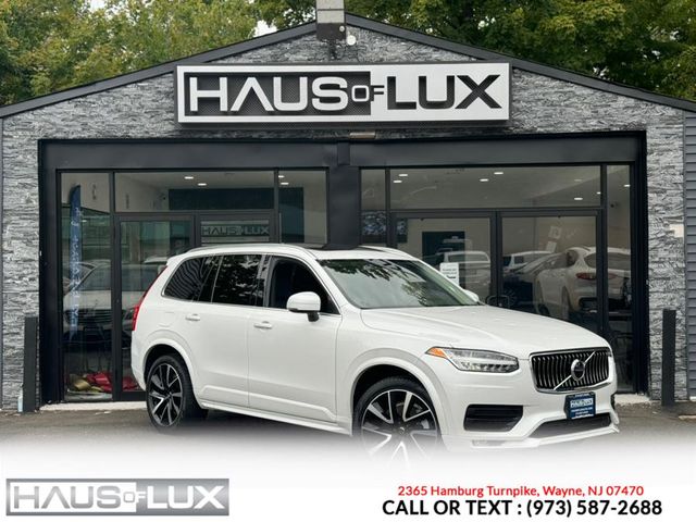 2020 Volvo XC90 Momentum