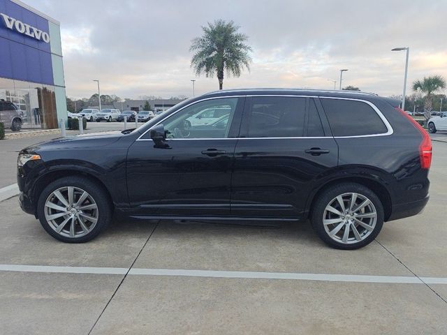 2020 Volvo XC90 Momentum
