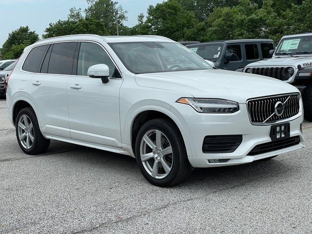 2020 Volvo XC90 Momentum