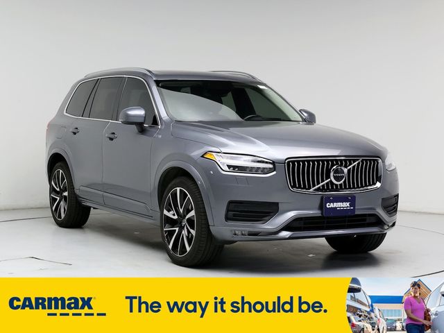 2020 Volvo XC90 Momentum