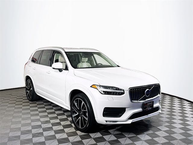 2020 Volvo XC90 Momentum
