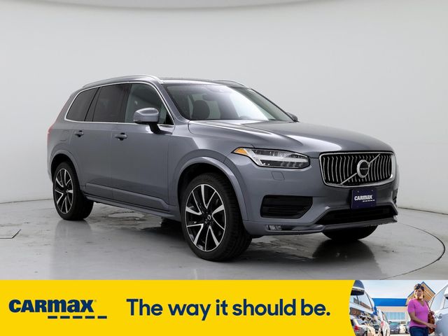 2020 Volvo XC90 Momentum