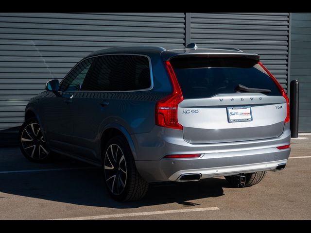 2020 Volvo XC90 Momentum