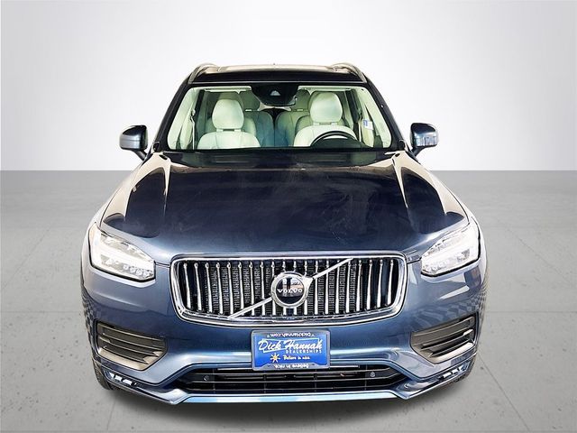 2020 Volvo XC90 Momentum