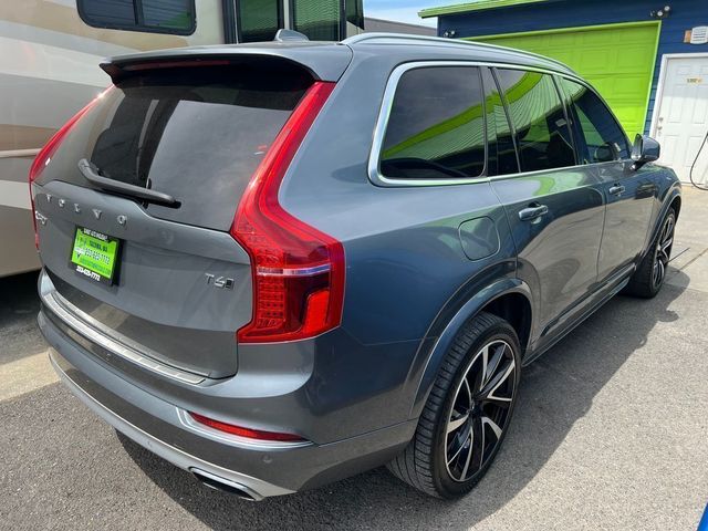 2020 Volvo XC90 Momentum