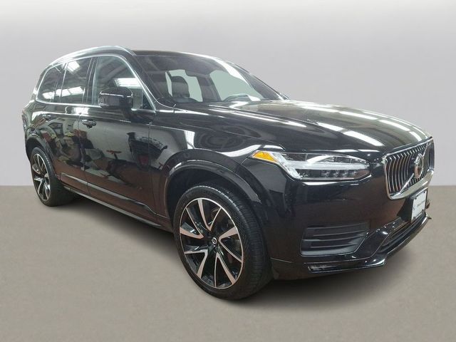 2020 Volvo XC90 Momentum