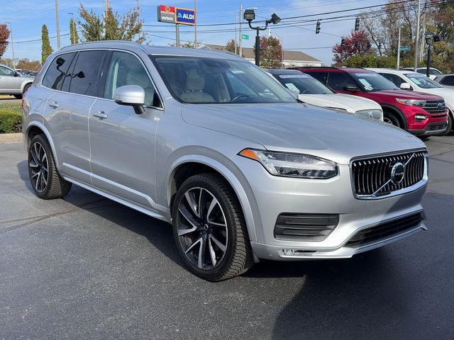 2020 Volvo XC90 Momentum