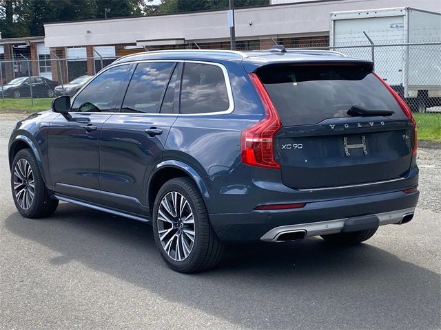 2020 Volvo XC90 Momentum