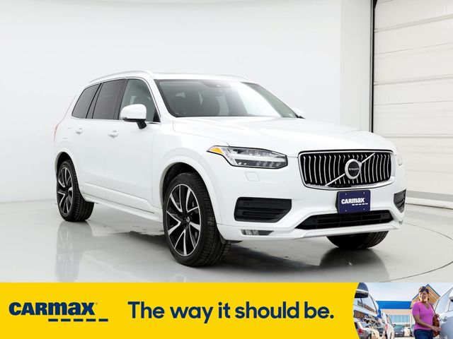 2020 Volvo XC90 Momentum