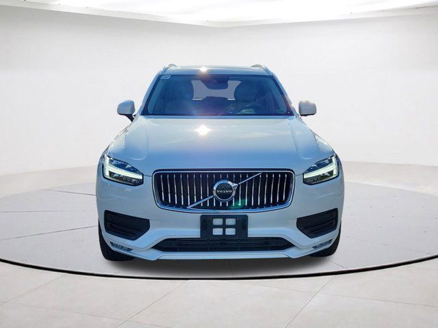 2020 Volvo XC90 Momentum