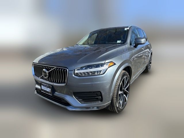 2020 Volvo XC90 Momentum