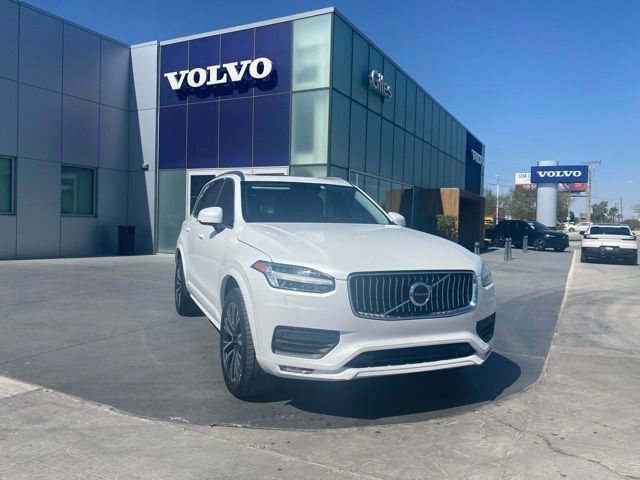 2020 Volvo XC90 Momentum