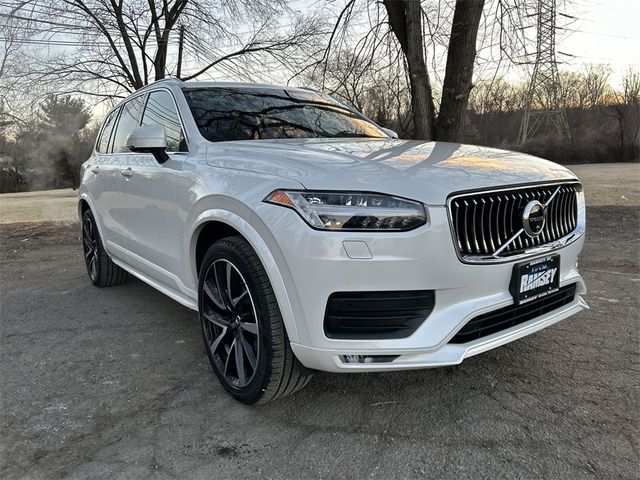 2020 Volvo XC90 Momentum