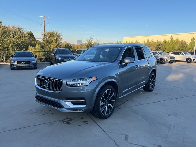 2020 Volvo XC90 Momentum