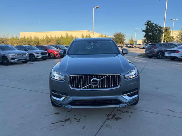 2020 Volvo XC90 Momentum