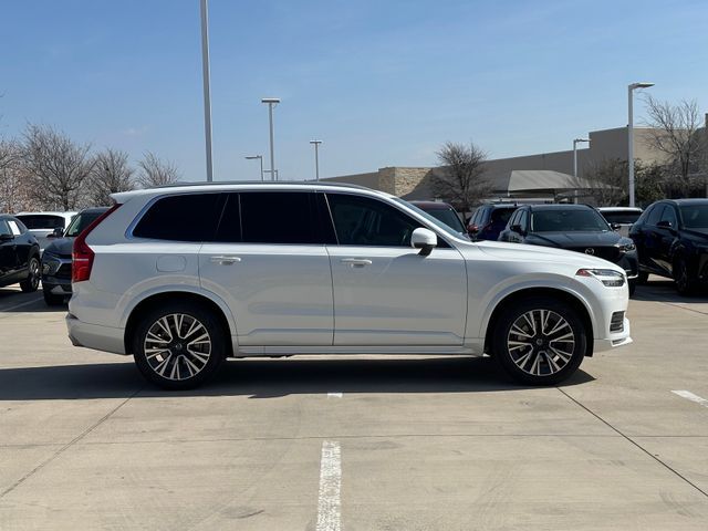 2020 Volvo XC90 Momentum