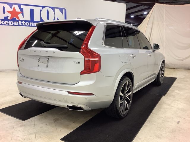 2020 Volvo XC90 Momentum