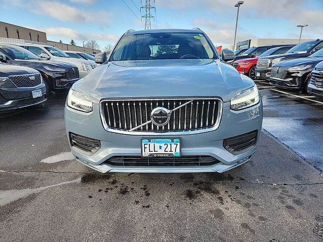 2020 Volvo XC90 Momentum